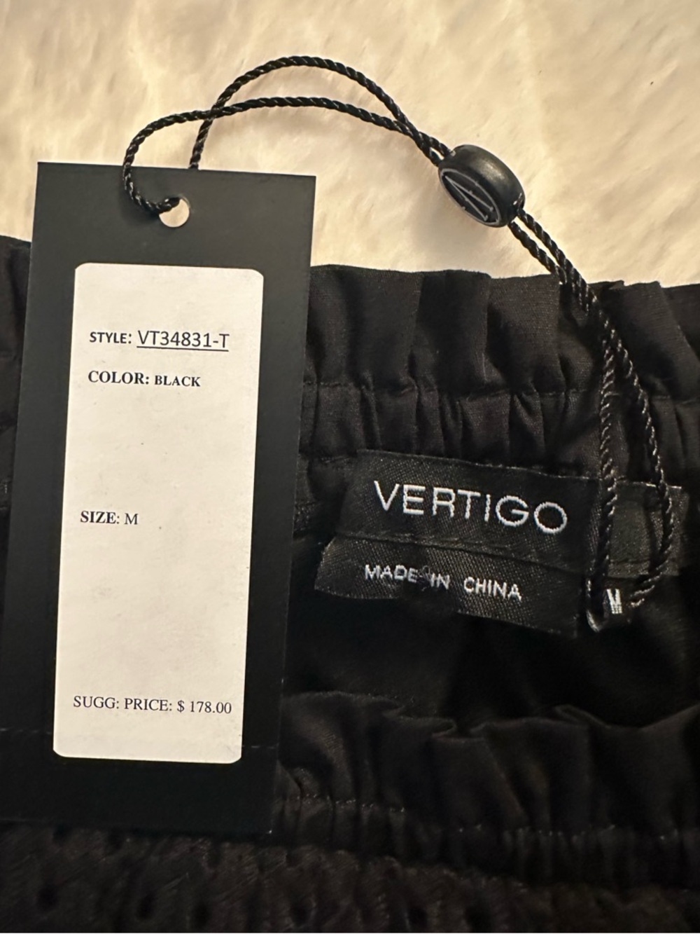 Vertigo Paris Off Shoulder Eyelet Bell Sleeve Top Black Medium NWT - Picture 4 of 8